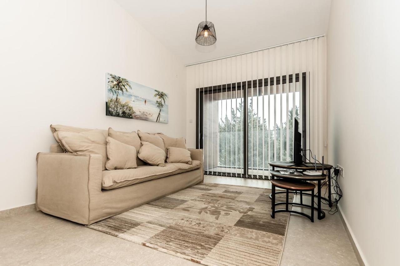 Silver House Boutique Apartment Paphos Luaran gambar